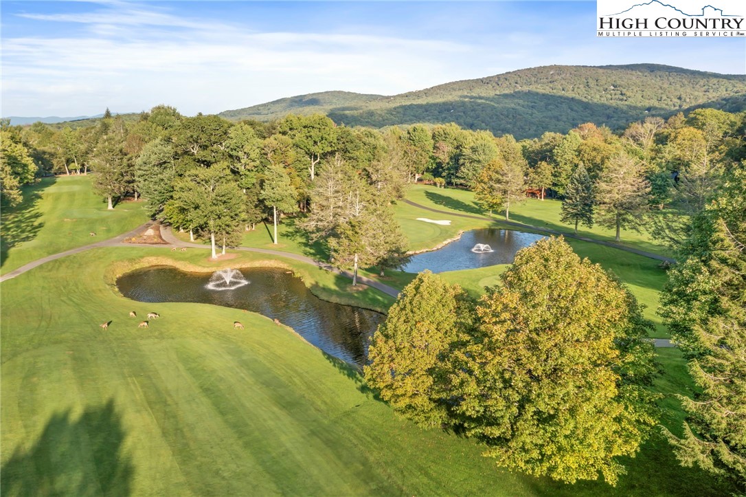 105 Old Field Road Beech Mountain, NC 28604 - Photo 14 of 43 a view of lake view and mountain