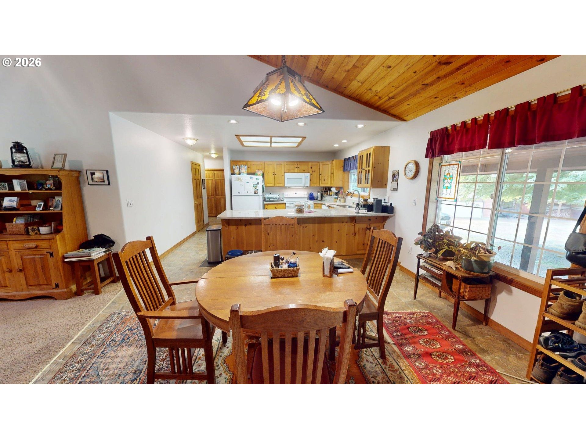 95835 Martin Ranch Road Brookings, OR 97415 - Photo 14 of 43 Dining Area