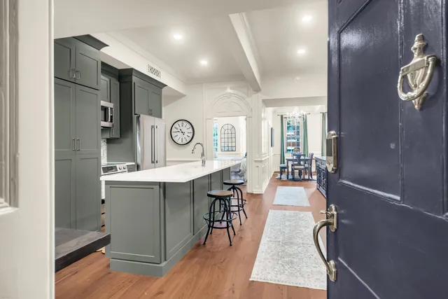 $6,250 | 49 Broad Street, Unit 1, Charleston, SC 29401