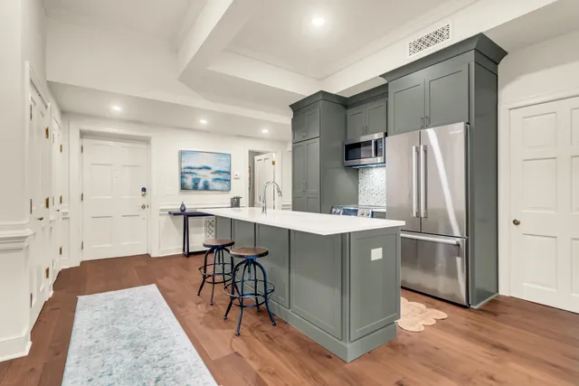 $6,250 | 49 Broad Street, Unit 1, Charleston, SC 29401