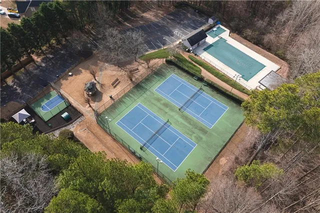 a city street filled with lots of tall buildings