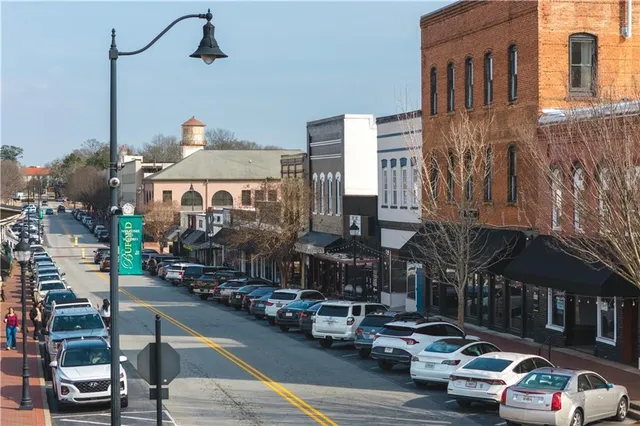 $565,000 | 4390 Signal Ridge Court, Buford, GA 30518