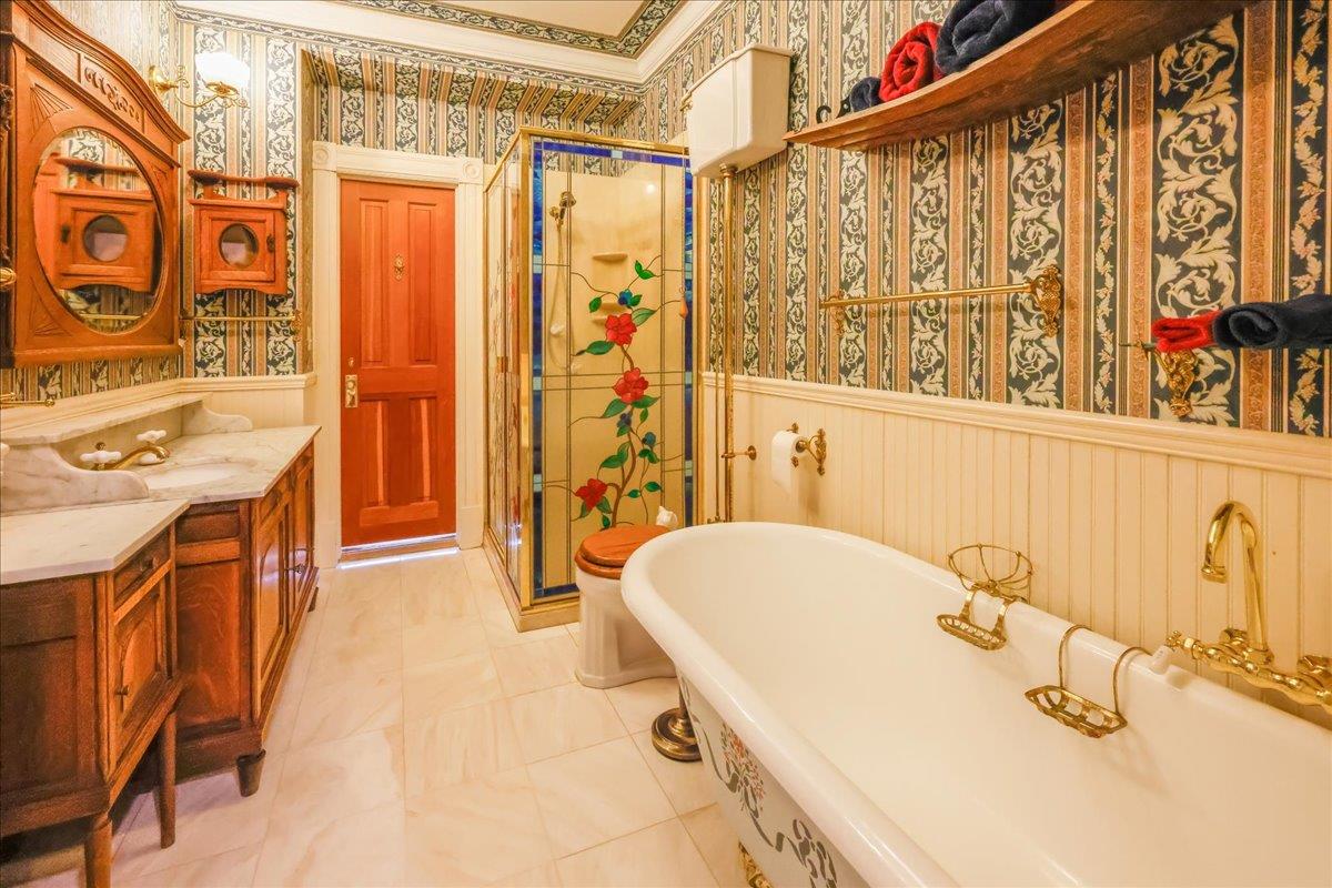 1167 Settle Avenue San Jose, CA 95125 - Photo 18 of 35 a spacious bathroom with a tub sink and mirror