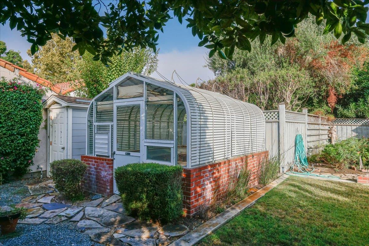1167 Settle Avenue San Jose, CA 95125 - Photo 27 of 35 a front view of a house with garden