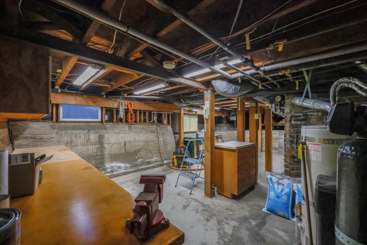 1167 Settle Avenue San Jose, CA 95125 - Photo 31 of 35 a view of a storage room