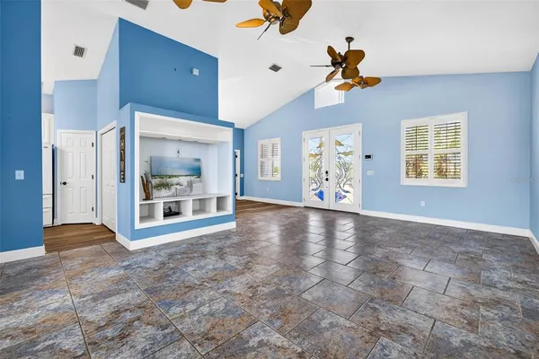 $679,000 | 821 Blue Heron Boulevard, Ruskin, FL 33570