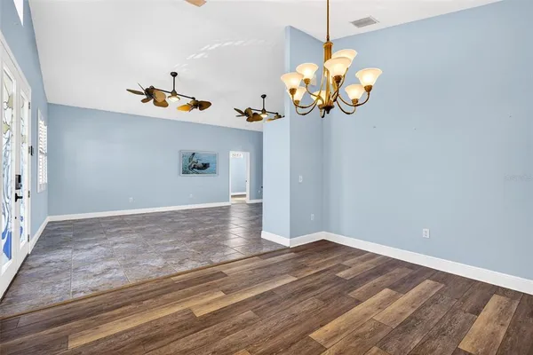 $679,000 | 821 Blue Heron Boulevard, Ruskin, FL 33570