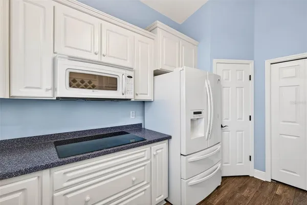 $679,000 | 821 Blue Heron Boulevard, Ruskin, FL 33570