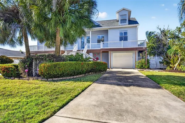 $679,000 | 821 Blue Heron Boulevard, Ruskin, FL 33570