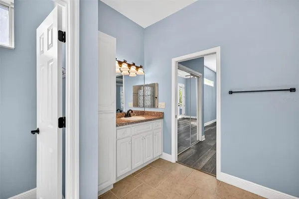 $679,000 | 821 Blue Heron Boulevard, Ruskin, FL 33570