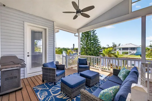 $679,000 | 821 Blue Heron Boulevard, Ruskin, FL 33570