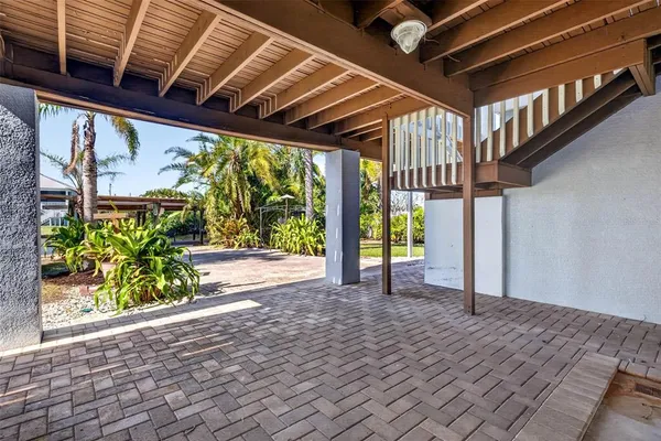 $679,000 | 821 Blue Heron Boulevard, Ruskin, FL 33570