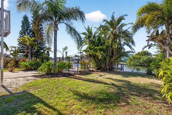 $679,000 | 821 Blue Heron Boulevard, Ruskin, FL 33570