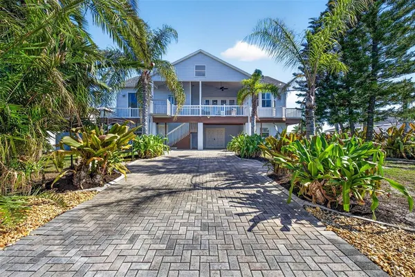 $679,000 | 821 Blue Heron Boulevard, Ruskin, FL 33570