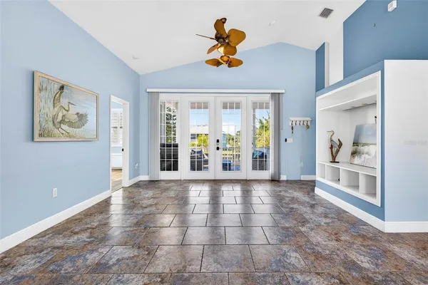 $679,000 | 821 Blue Heron Boulevard, Ruskin, FL 33570