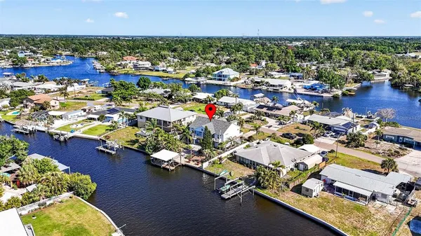 $679,000 | 821 Blue Heron Boulevard, Ruskin, FL 33570