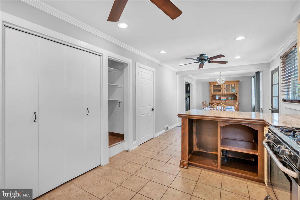 708 Walnut Street Palmyra, NJ 08065 - Photo 15 of 26 Gallery Image 15