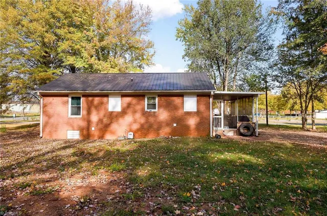 $219,000 | 130 Marlin Drive, Lexington, NC 27292