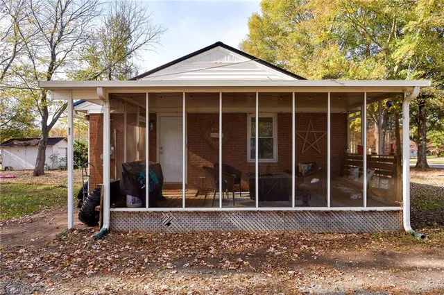 $219,000 | 130 Marlin Drive, Lexington, NC 27292