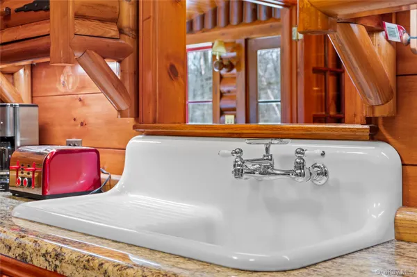 a bathroom with a tub