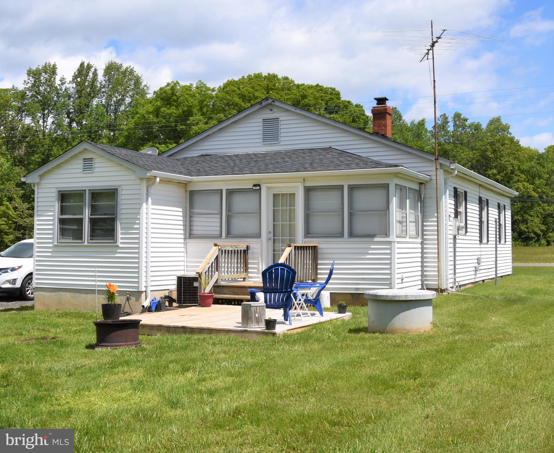 5189 Sumerduck Road Sumerduck, VA 22742 - Photo 5 of 23