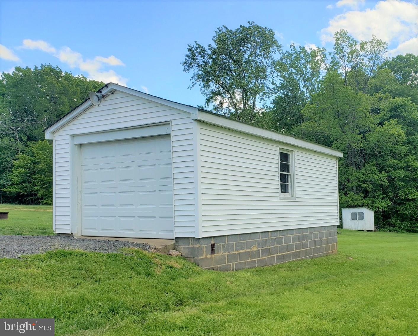 5189 Sumerduck Road Sumerduck, VA 22742 - Photo 7 of 23