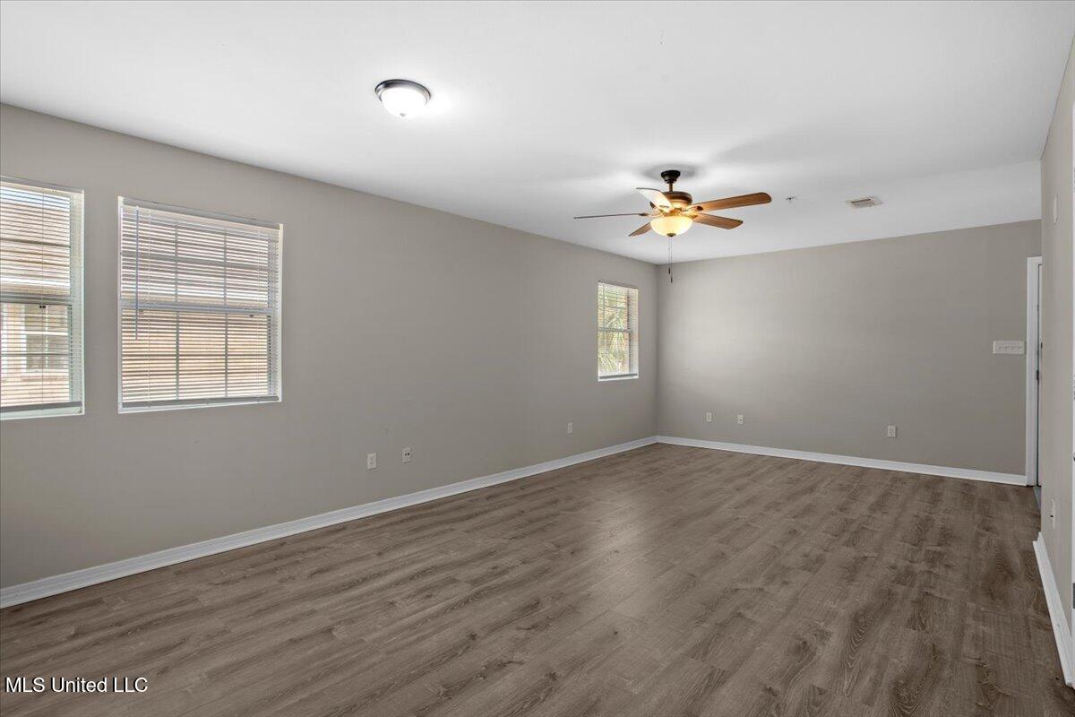 477 Tegarden Road, Unit D Gulfport, MS 39507 - Photo 17 of 37 11-HJ0A1631