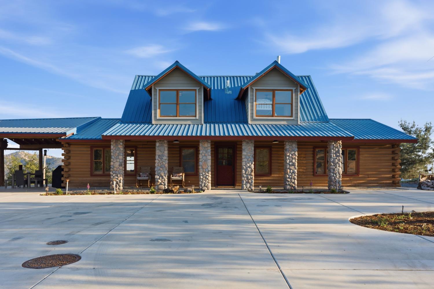 20146 Nicholas Road Prather, CA 93651 - Photo 3 of 65