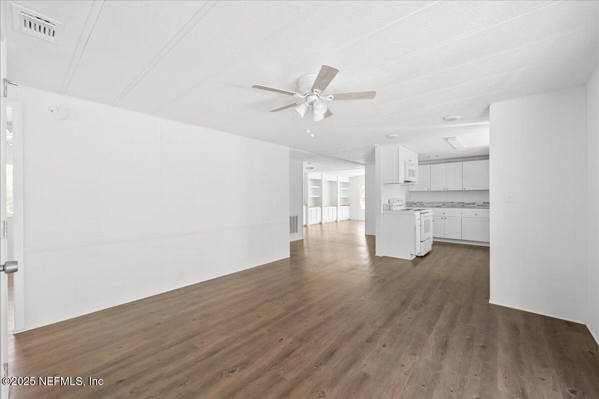 112 Bayberry Road Georgetown, FL 32139 - Photo 23 of 44 Den