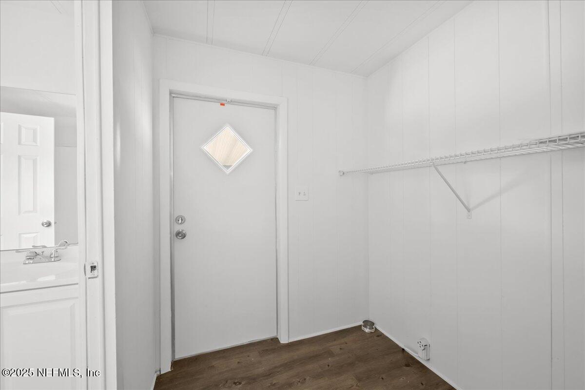 112 Bayberry Road Georgetown, FL 32139 - Photo 24 of 44 a view of bathroom