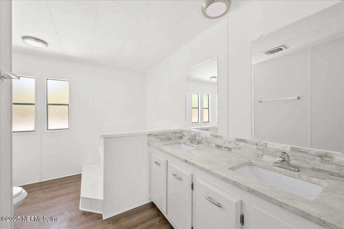 112 Bayberry Road Georgetown, FL 32139 - Photo 32 of 44 Master Bath