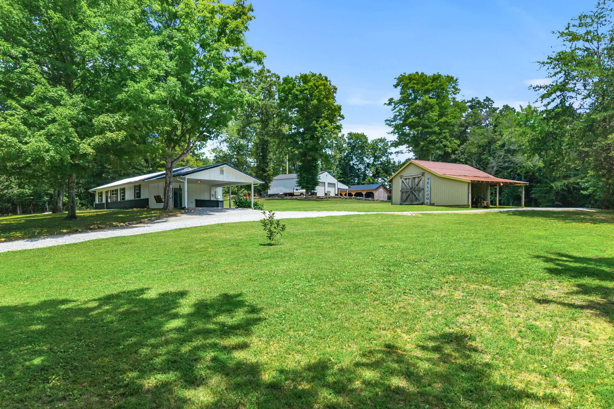 571 Goodfield Road Decatur, TN 37322 - Photo 5 of 39