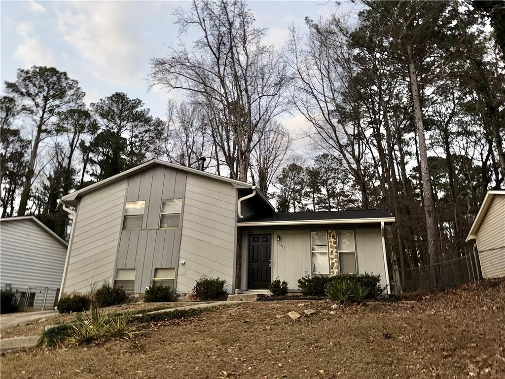 2347 Fairway Circle Southwest Atlanta, GA 30331 - Photo 1 of 1