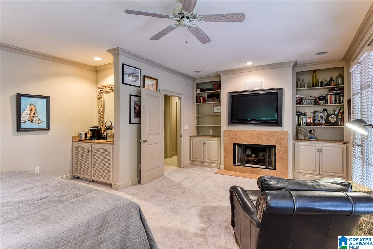136 Oakmont Road Birmingham, AL 35244 - Photo 33 of 50