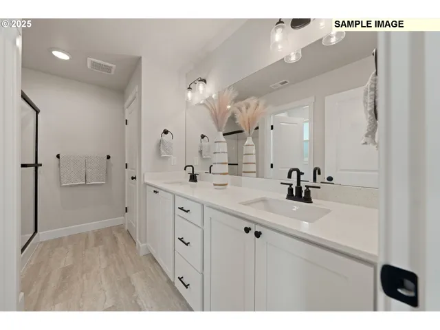 $359,900 | 579 Arthur Street, Umatilla, OR 97882