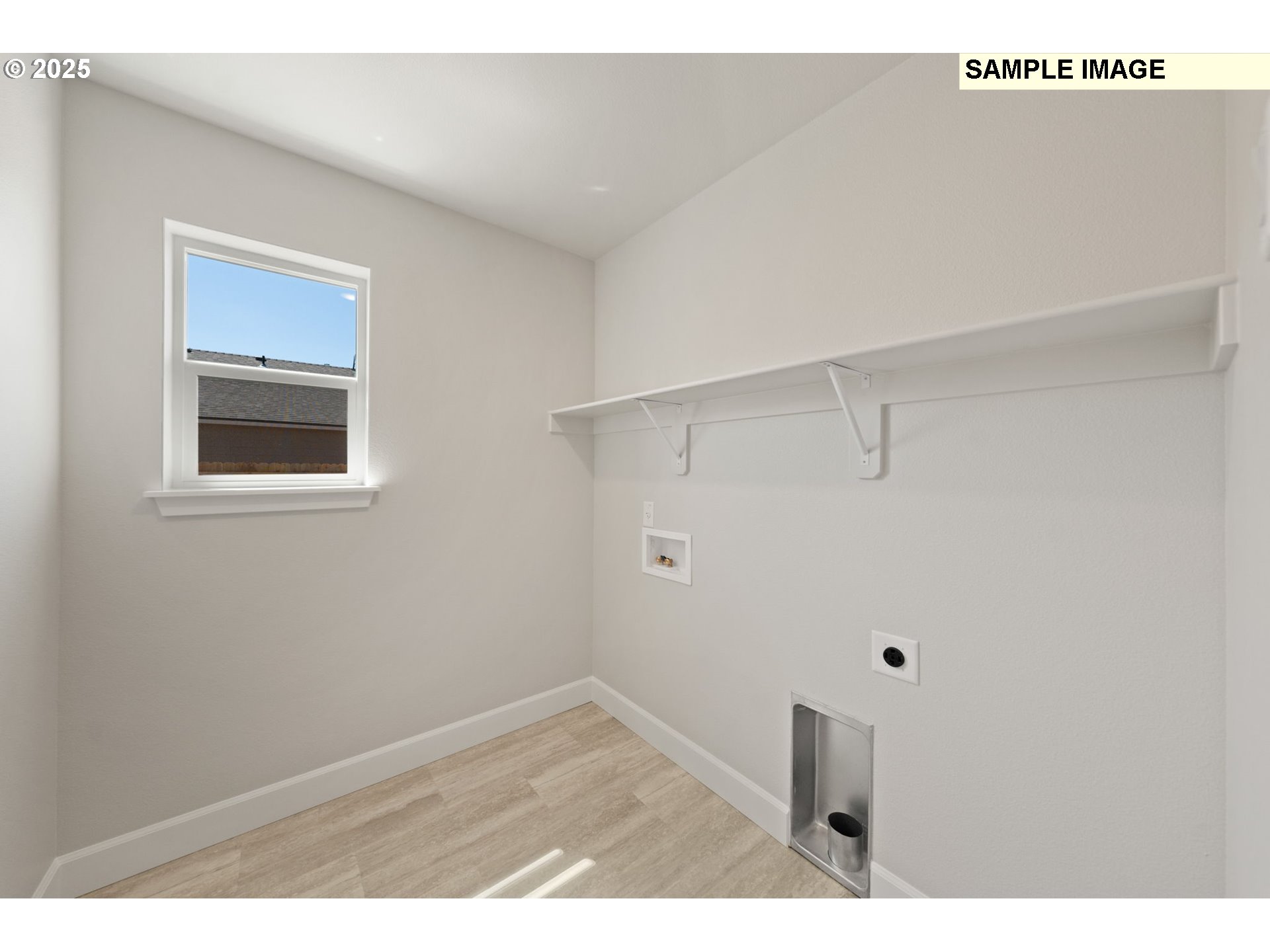 579 Arthur Street Umatilla, OR 97882 - Photo 27 of 31 a view of an empty room