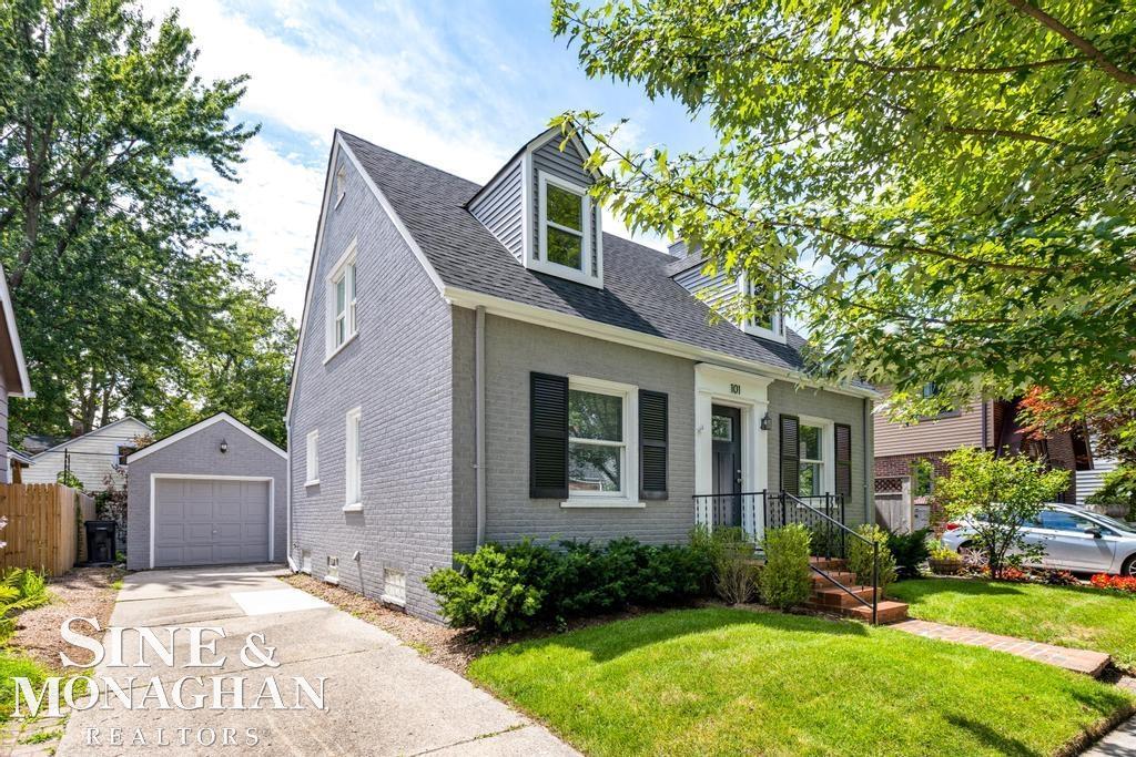 101 Mapleton Road Grosse Pointe, MI 48236 - Photo 27 of 28 50119215-26.JPG