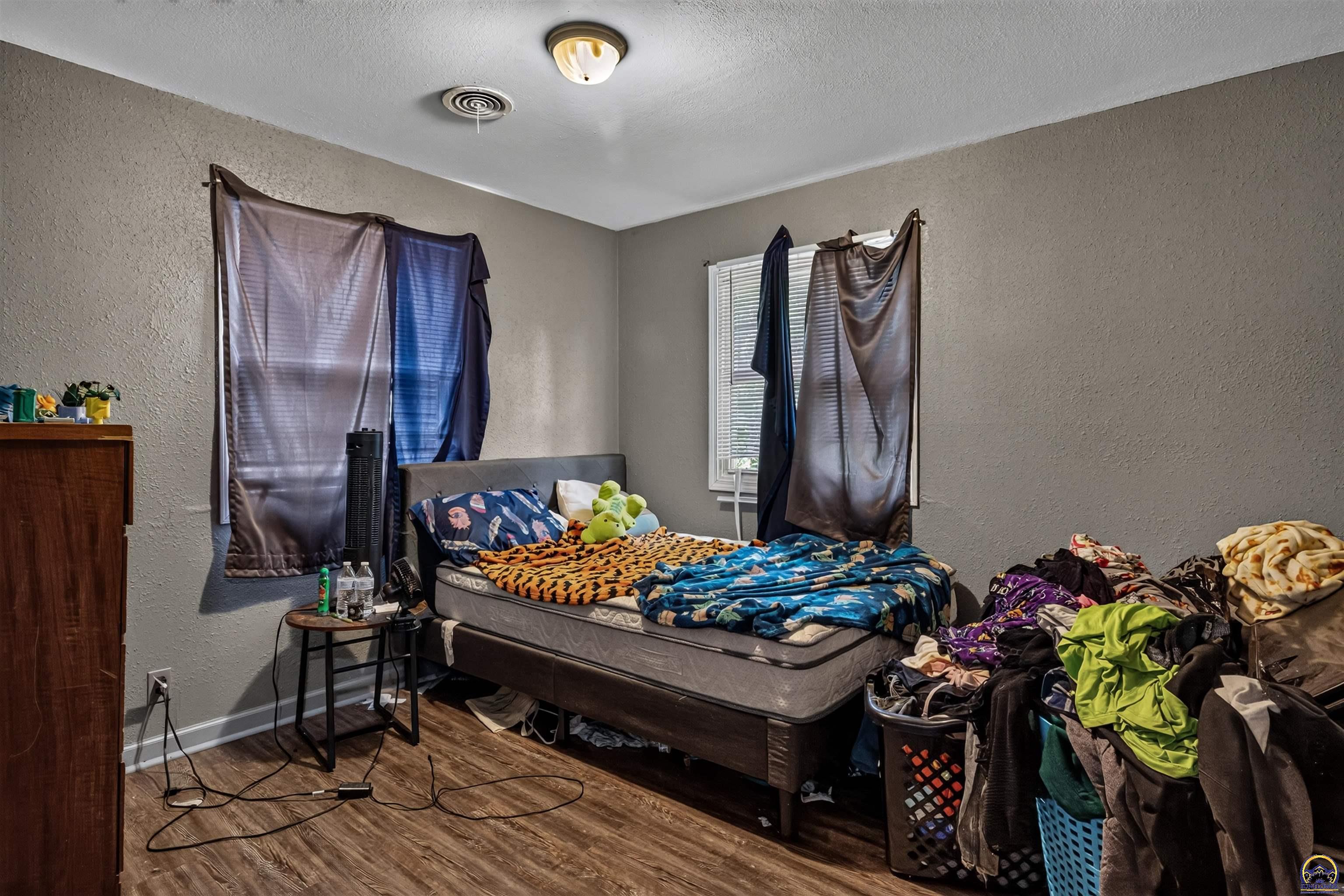 5713 Southwest 14th Street Topeka, KS 66604 - Photo 7 of 13