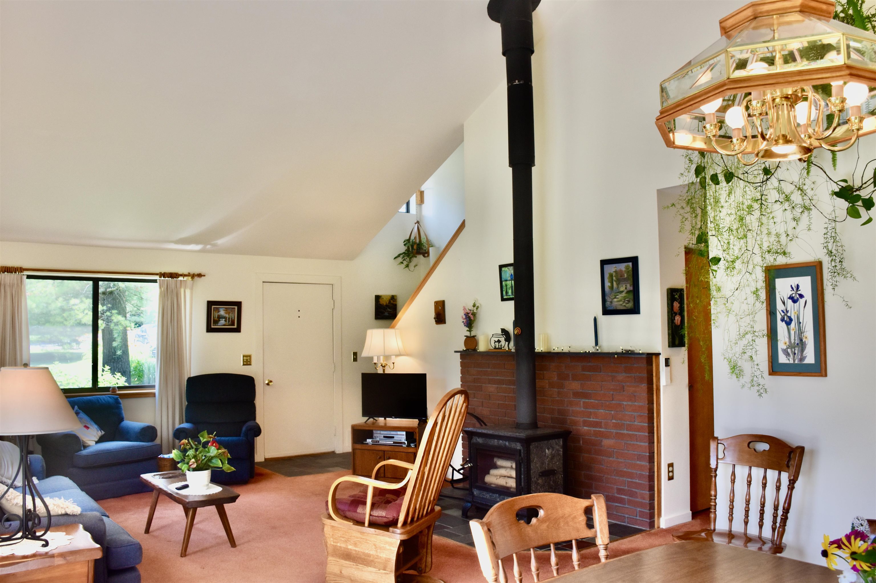 26 Starbird Road Jericho, VT 05465 - Photo 7 of 37 Gallery Image 7
