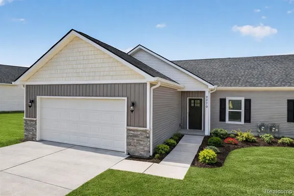 $418,390 | 2270 Gilder Drive, Howell, MI 48843