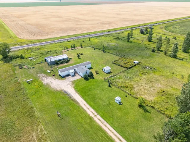 $91,000 | 28765 State Highway 9, Crookston, MN 56716