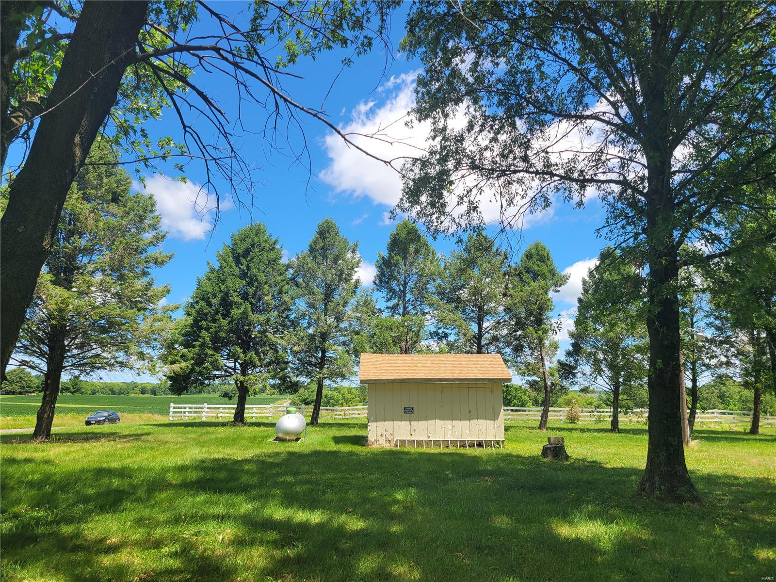 22610 Croxford Road Grafton, IL 62037 - Photo 17 of 26 Gallery Image 17