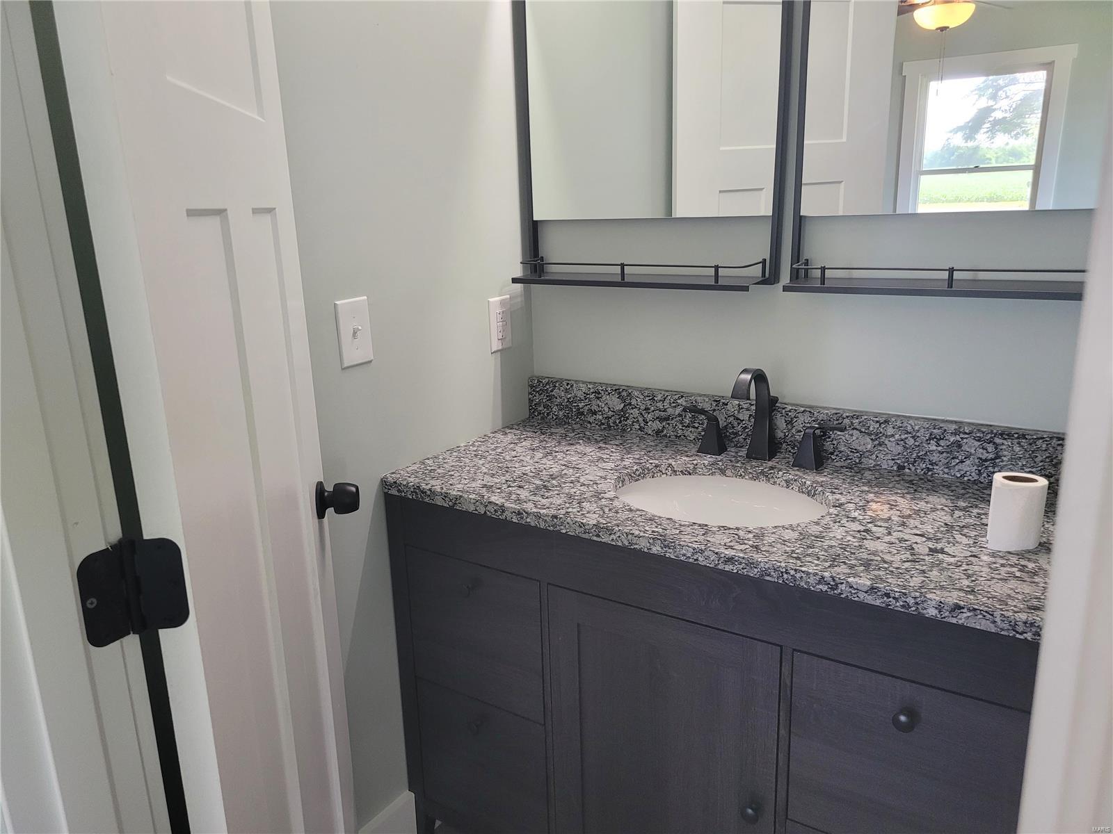 22610 Croxford Road Grafton, IL 62037 - Photo 24 of 26 Gallery Image 24