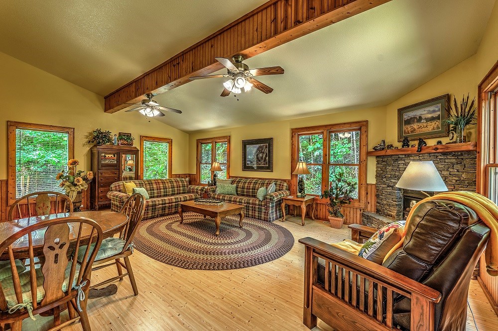 347 Ford Road Warne, NC 28909 - Photo 4 of 35 Gallery Image 4