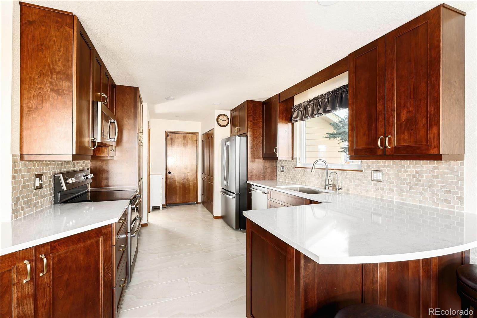 750 Old Stone Drive Highlands Ranch, CO 80126 - Photo 13 of 50