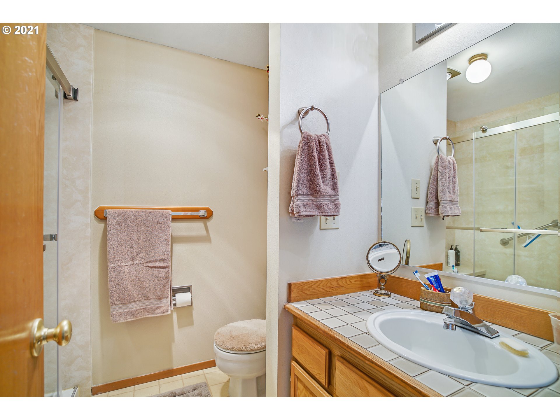 7841 Southwest Raintree Drive Beaverton, OR 97008 - Photo 13 of 21 Gallery Image 13