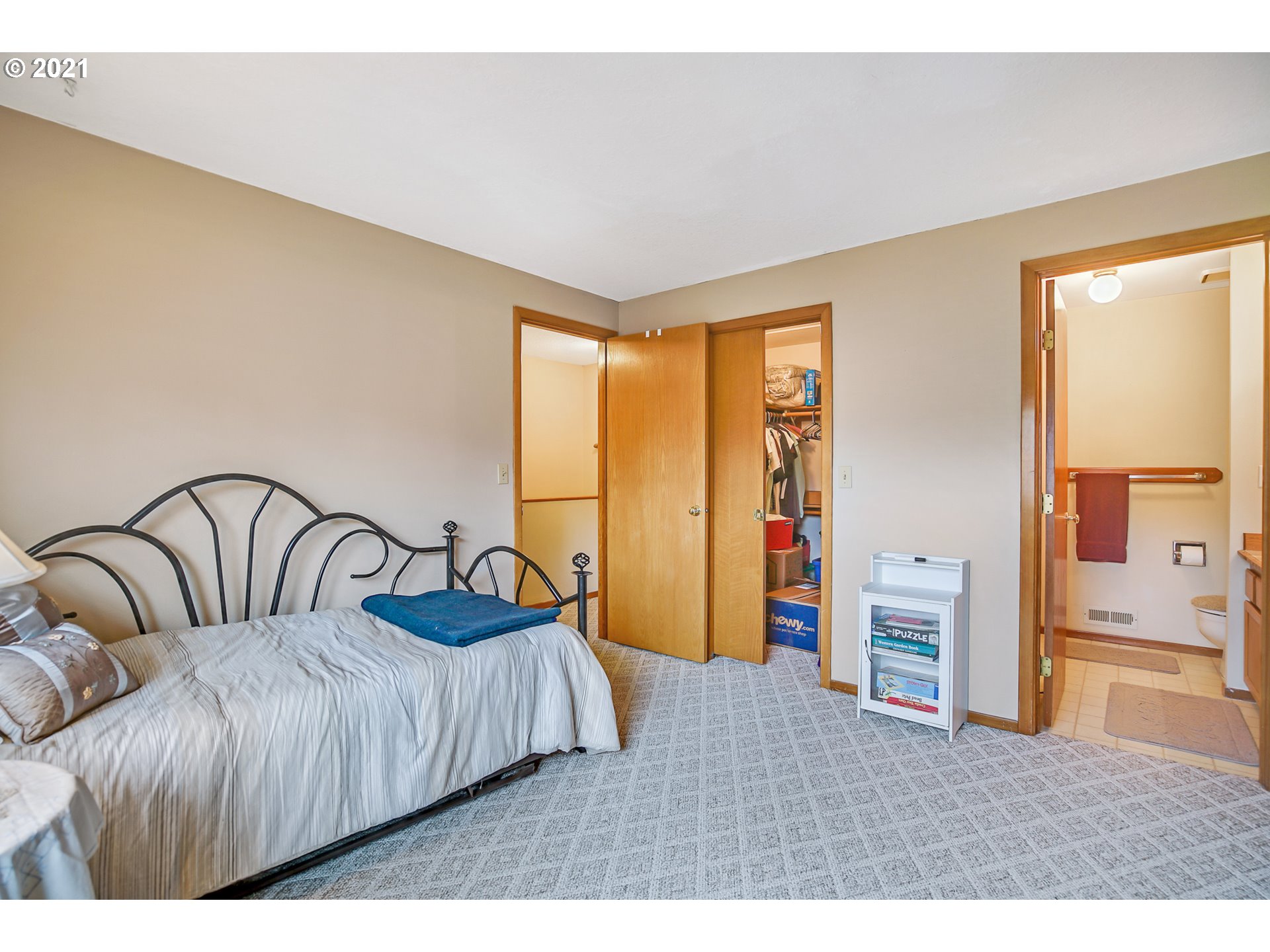 7841 Southwest Raintree Drive Beaverton, OR 97008 - Photo 17 of 21 Gallery Image 17