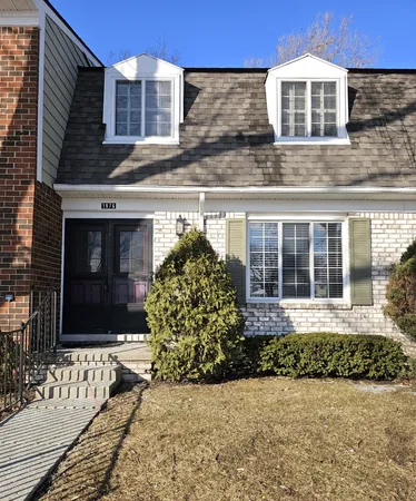 $2,700 | 1976 Ridge Court, Royal Oak, MI 48073