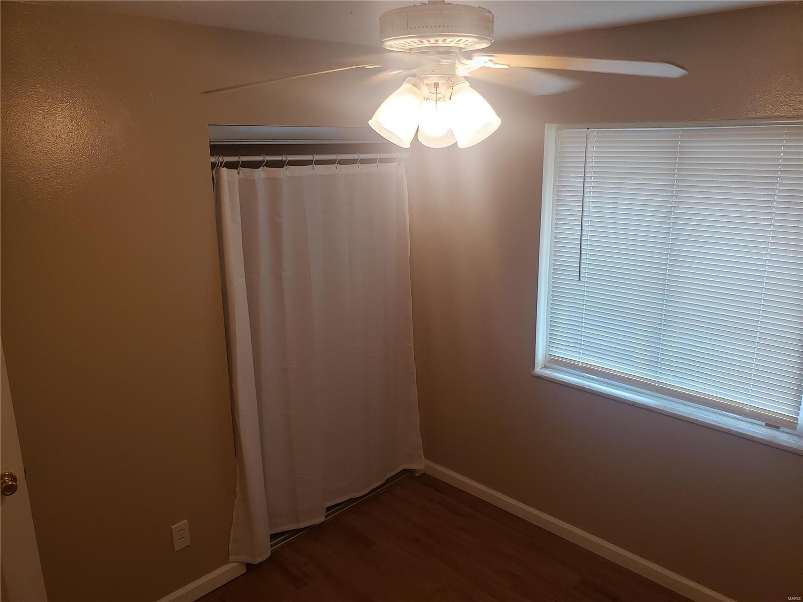 12037 Larimore Road St. Louis, MO 63138 - Photo 5 of 34 Gallery Image 5