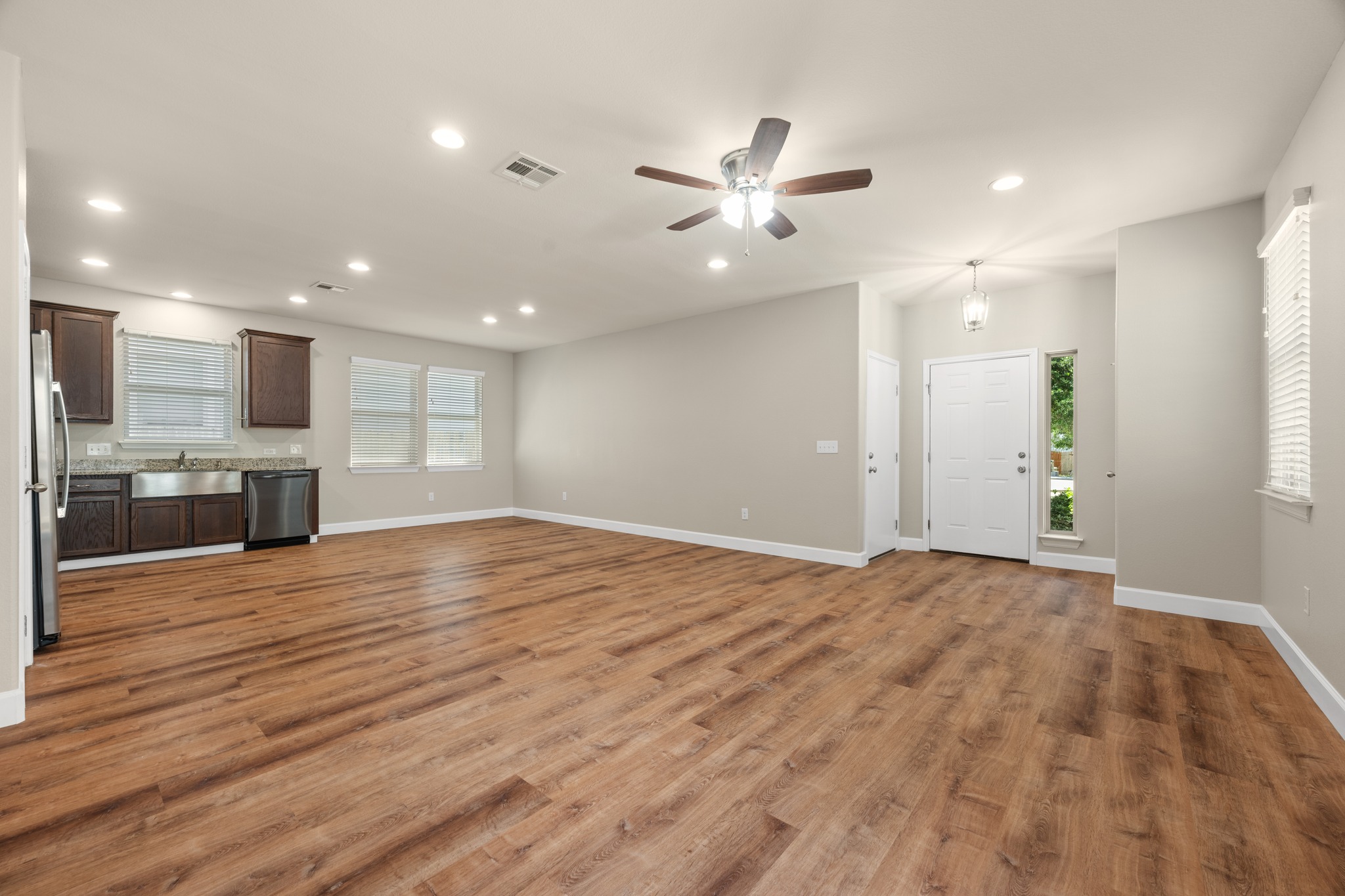 374 Triumph Road Buda, TX 78610 - Photo 4 of 30